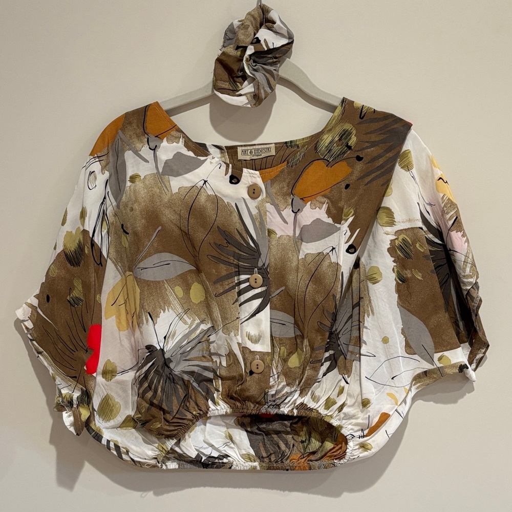 Upcycled boutique hi-low cropped floral top